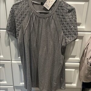 Apt. 9 Gray Short-Sleeve Knit Top with Lace Sleeves
